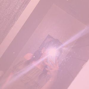 Meet your Posher, Angelie